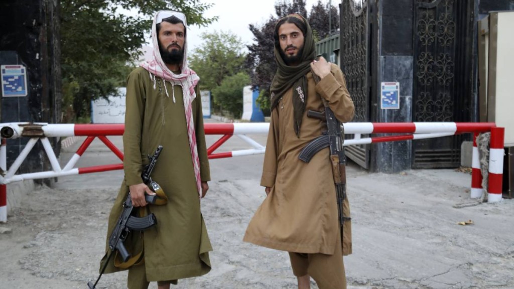 阿富汗塔利班用不同極端政策限制民眾自由。(路透社)
