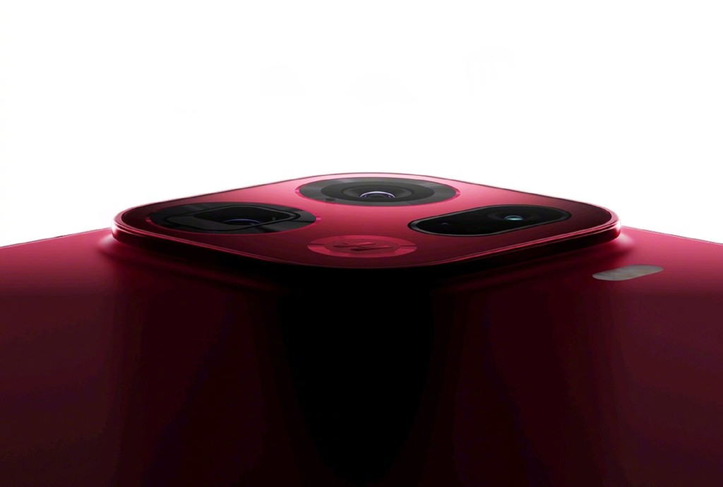 Find X9 Pro哈蘇3鏡分是50MP廣角主鏡、50MP超廣角及200MP潛望式遠攝。