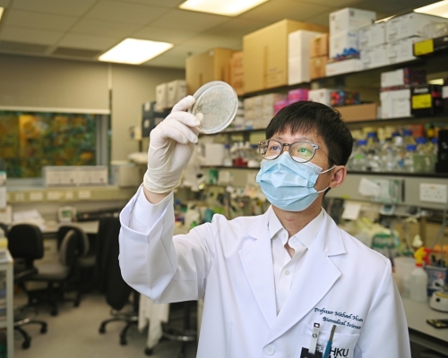禤承恩富有野心,期望找出一種可預測所有癌症的生物標記。