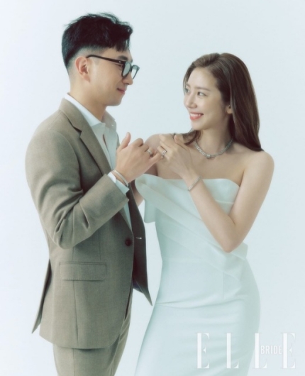 孫淡妃與未婚夫李奎爀大晒甜蜜。（《ELLE KOREA》圖片）