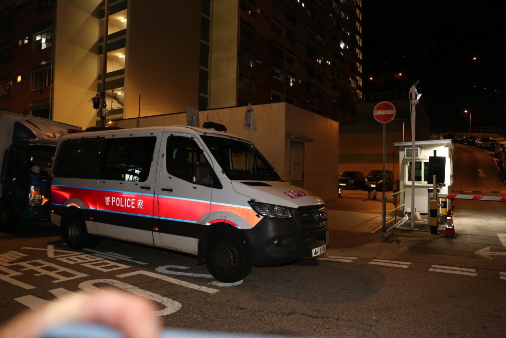 警員到場調查。