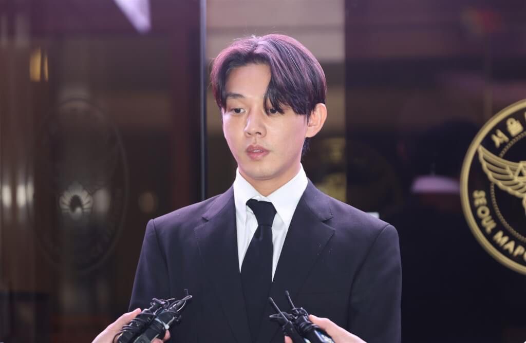去年底,傳出劉亞仁會演出《吸血鬼》,但當時其公司UAA指一切未有定案。 去年底,傳出劉亞仁會演出《吸血鬼》,但當時其公司UAA指一切未有定案。