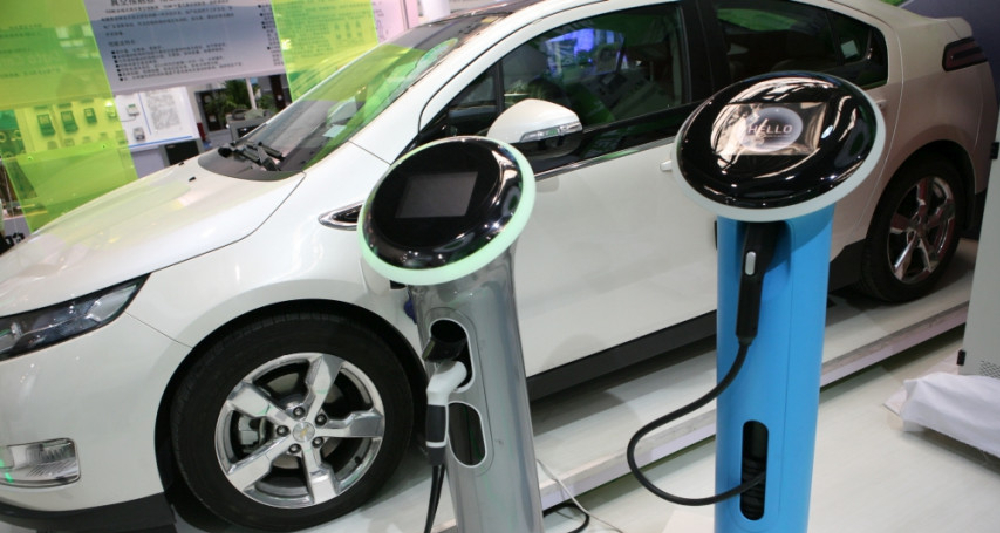 內地預計今年新能源汽車銷量有望突破500萬輛。