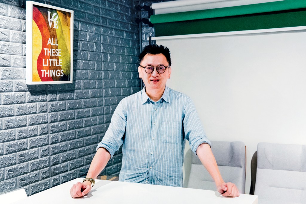 徐家健认为，联储局「转鹰」是进行期望管理，相信沃什及一众委员仍在观望通胀前景。