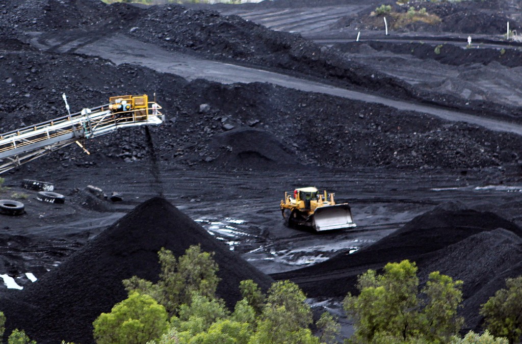 彭博社估計，單是3月上半月，中國從澳洲進口的煤炭或達100萬噸。