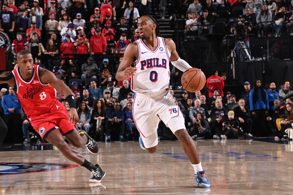 76人主場以128:113擊敗快艇。法新社 76人主場以128:113擊敗快艇。法新社