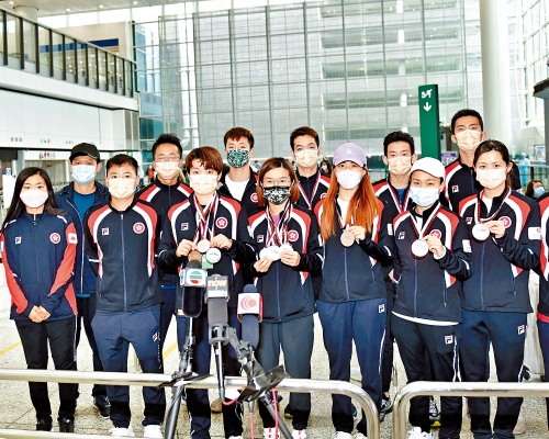 港乒昨晨凯旋后，要赴酒店隔离十四日，势必影响备战世锦赛。