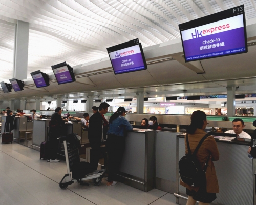 香港快運協助訪泰乘客更改機票。資料圖片