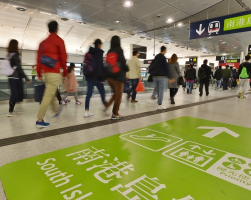 港鐵公司將於本年年底向政府提交南港島線(西段)項目的建議書。資料圖片