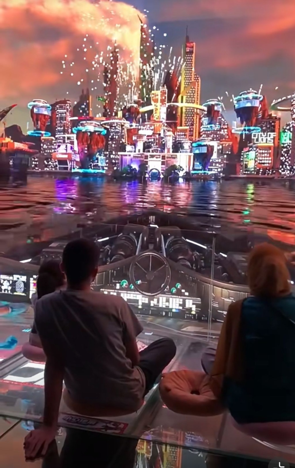 幻境空間體驗館恍如一座移動的裸眼3D劇場。