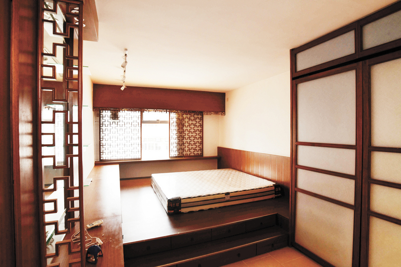 ■主臥面積開闊，同樣以中式布置。