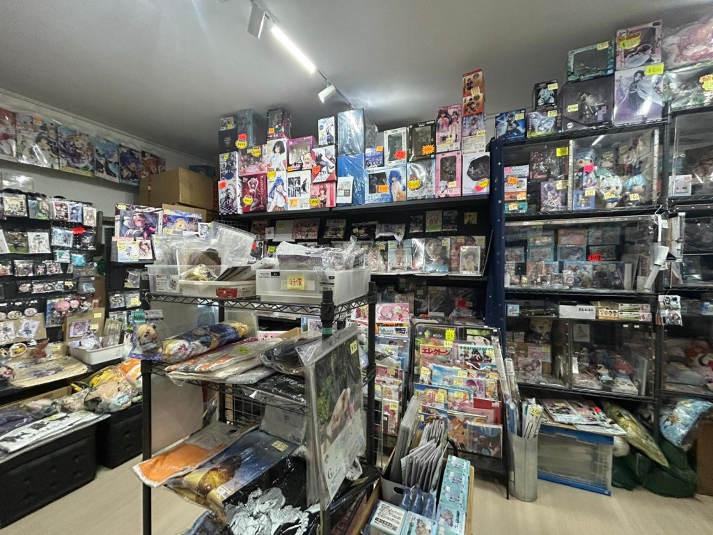 涉事玩具店位於旺角好望角大廈。曾志恒攝