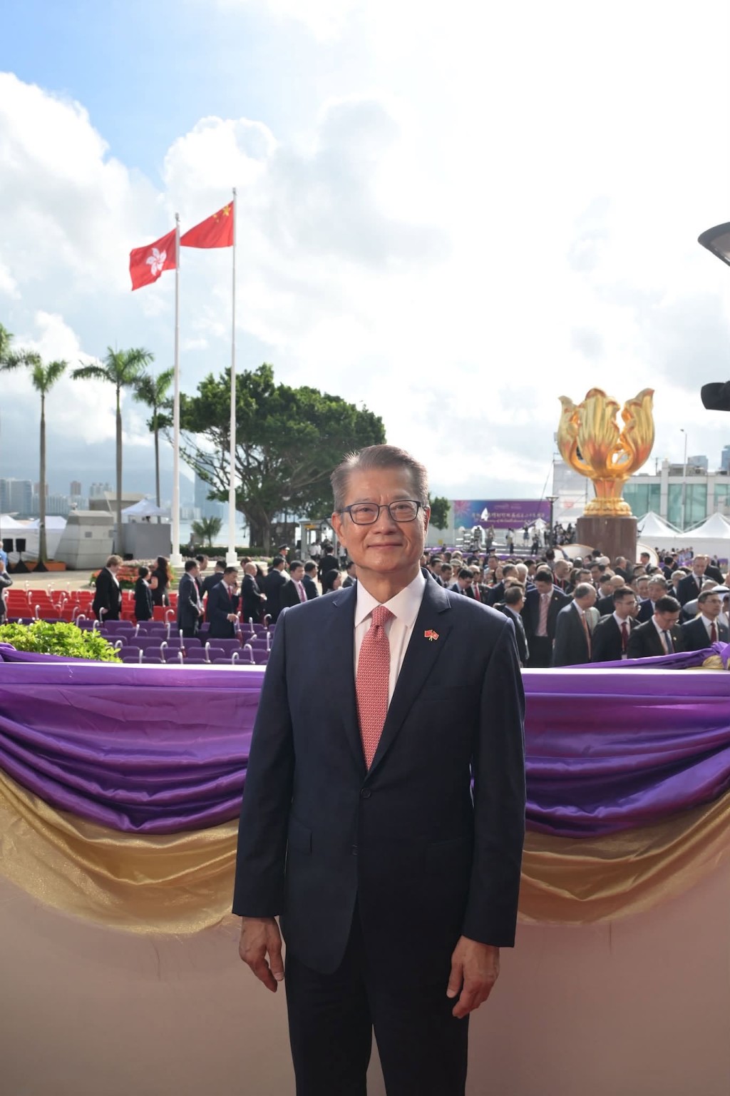 财政司司长陈茂波。 财政司司长陈茂波。
