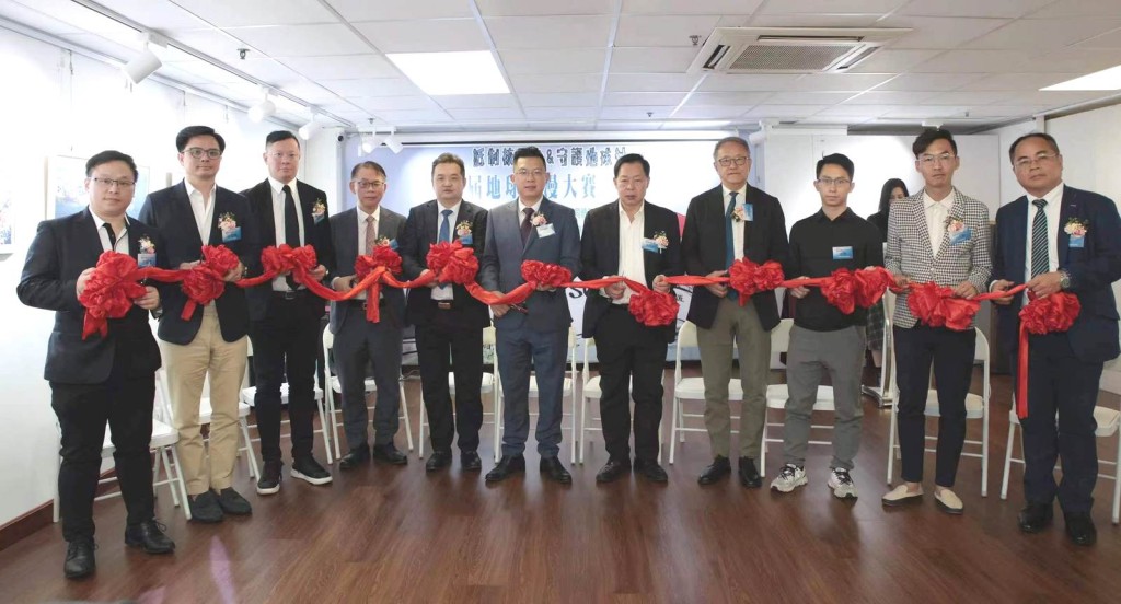 活动得到各大团体支持，图为参加活动的主礼嘉宾。