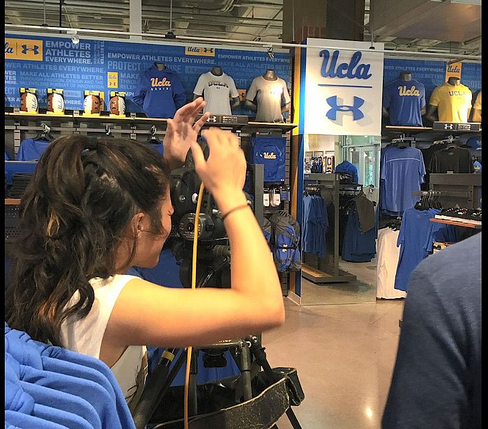 為了入讀電影課程，Tiffany在中學期間已參加相關的夏令營。