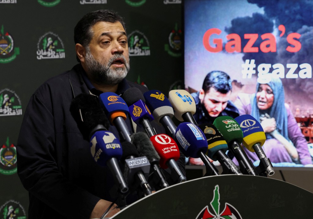哈馬斯領袖哈姆丹在黎巴嫩首都貝魯特召開記者會，邀請馬斯克訪問加沙。路透社