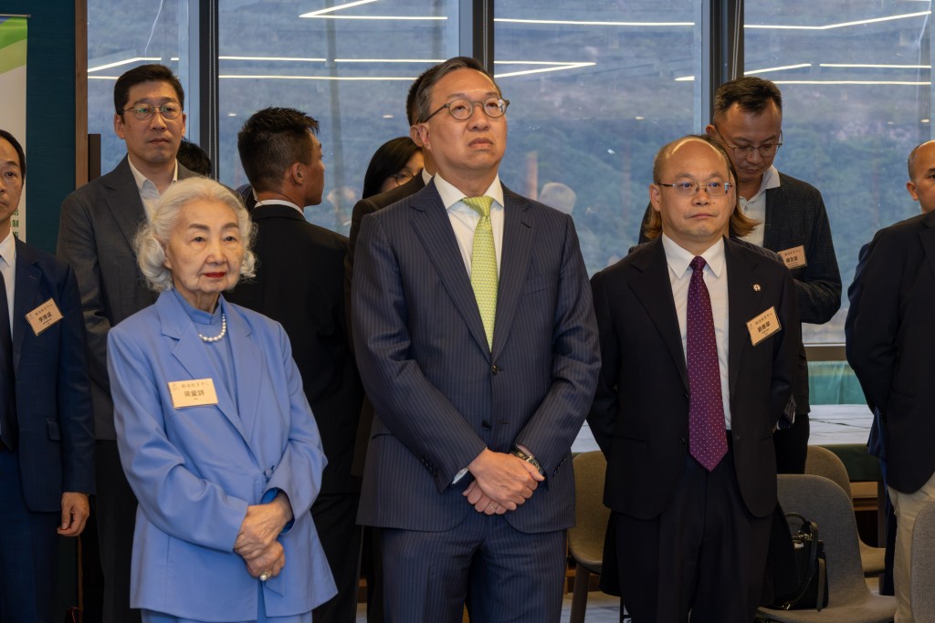 勵進教育中心於昨天舉辦「十周年聚會」,律政司司長林定國亦有應邀出席。 勵進教育中心於昨天舉辦「十周年聚會」,律政司司長林定國亦有應邀出席。