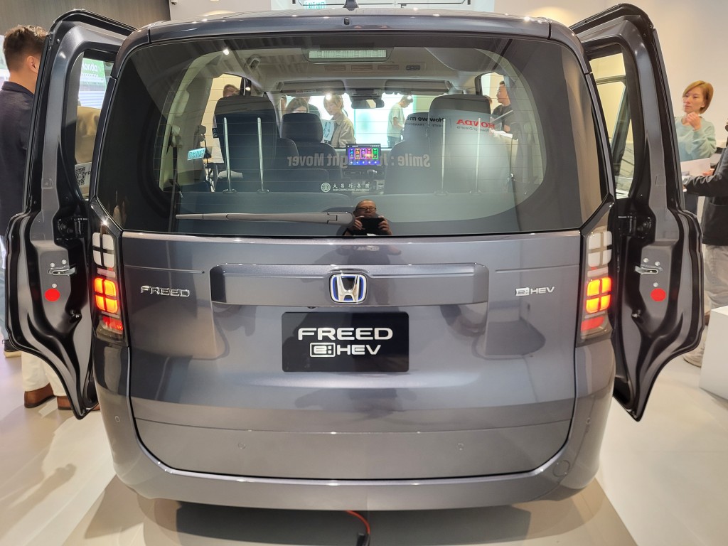 全新本田Honda Freed e:HEV明天(11月23日)起至12月1日(日)将会开放给公众预览