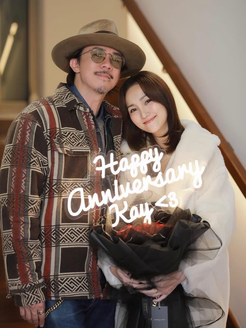 张继聪和谢安琪结婚19周年纪念日。