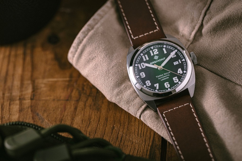 Bremont Terra Nova Date 40.5，錶殼：40.5mm不鏽鋼/機芯：自動/售價：待詢。