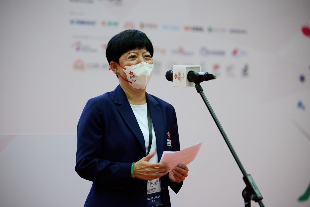 香港殘疾人奧委會會長馮馬潔嫻女士 BBS, JP為「香港殘奧日2022」開幕禮致歡迎辭。公關提供圖片