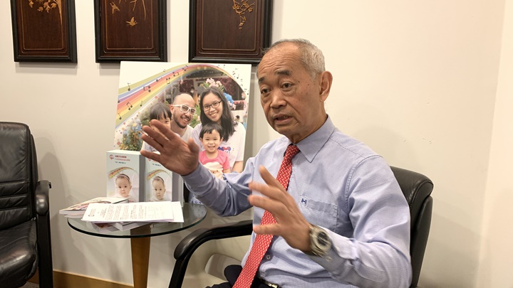 黃重光指出，若父母不快樂，子女日後做父母亦難會快樂，造成跨代不快樂現象。