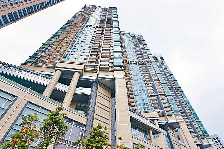 ■荔枝角曼克頓山高層戶以4750萬承接，較市價高約10%。