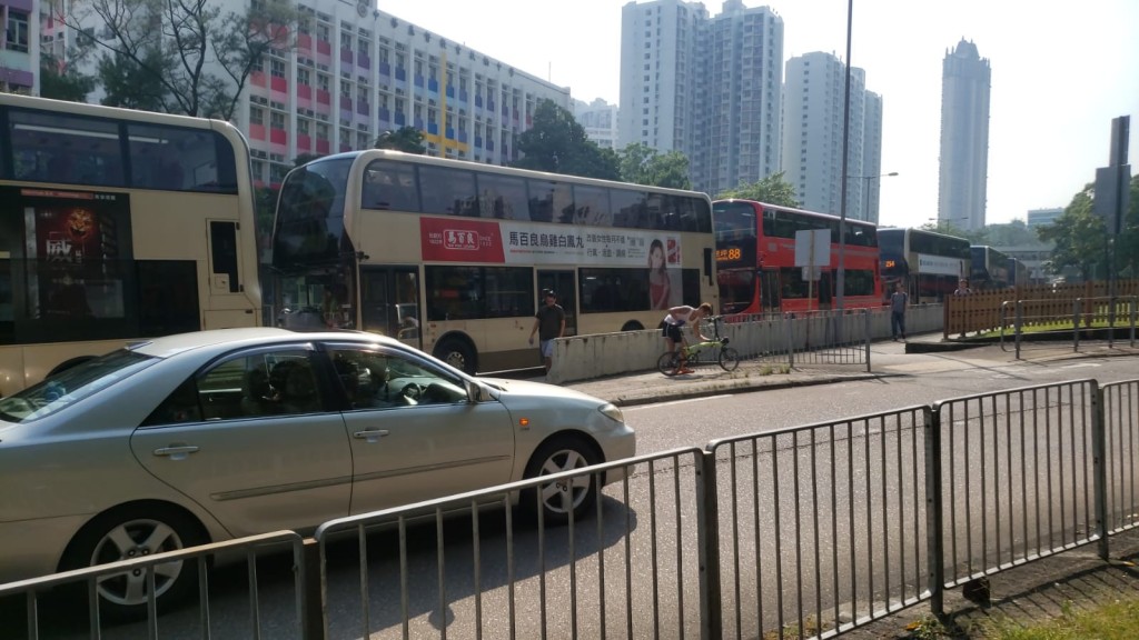 龍翔道交通癱瘓