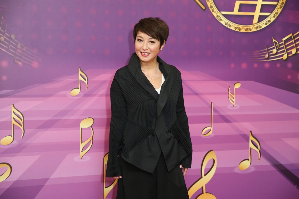2017年，黎明詩在闊別銀幕23年後亮相TVB節目《流行經典50年》獻唱。
