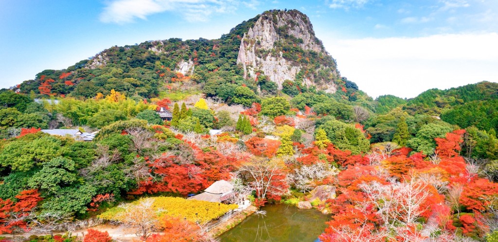 御船山乐园是九州著名的自然庭园及赏红叶好去处。