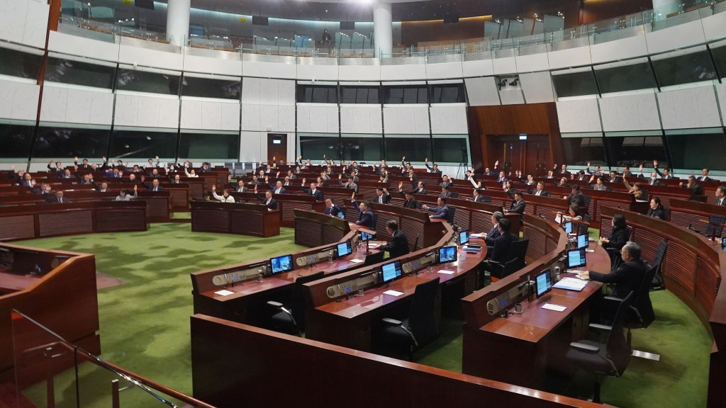 大棋盤︱樓宇維修改革 議員關注政府「落水」程度