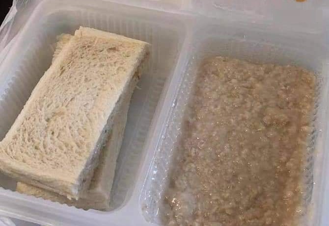 竹篙灣檢疫中心所供應膳食質素備受批評。中伏飲食報料區圖片