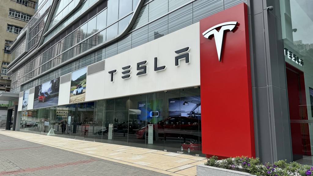 本地5月車市成績公佈： Tesla以616輛重登榜首，升幅17.78%。