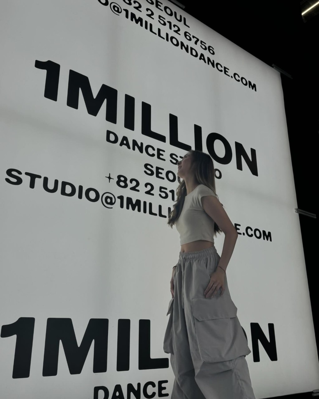 原來她近日到韓國最有名的舞蹈中心1MILLION Dance Studio朝聖。  ​