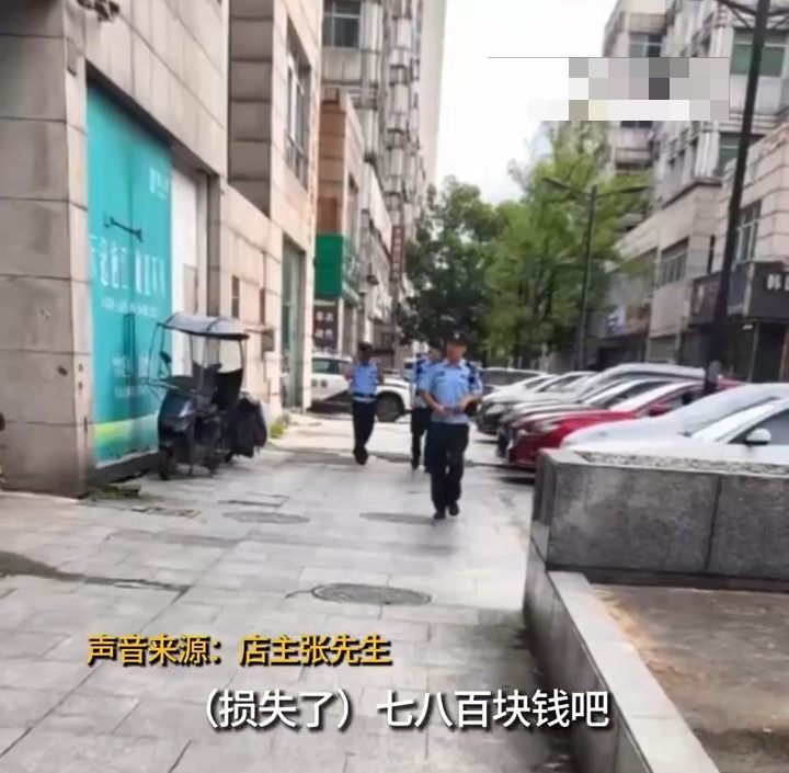 警方及市監局派員了解事件。荔枝新聞
