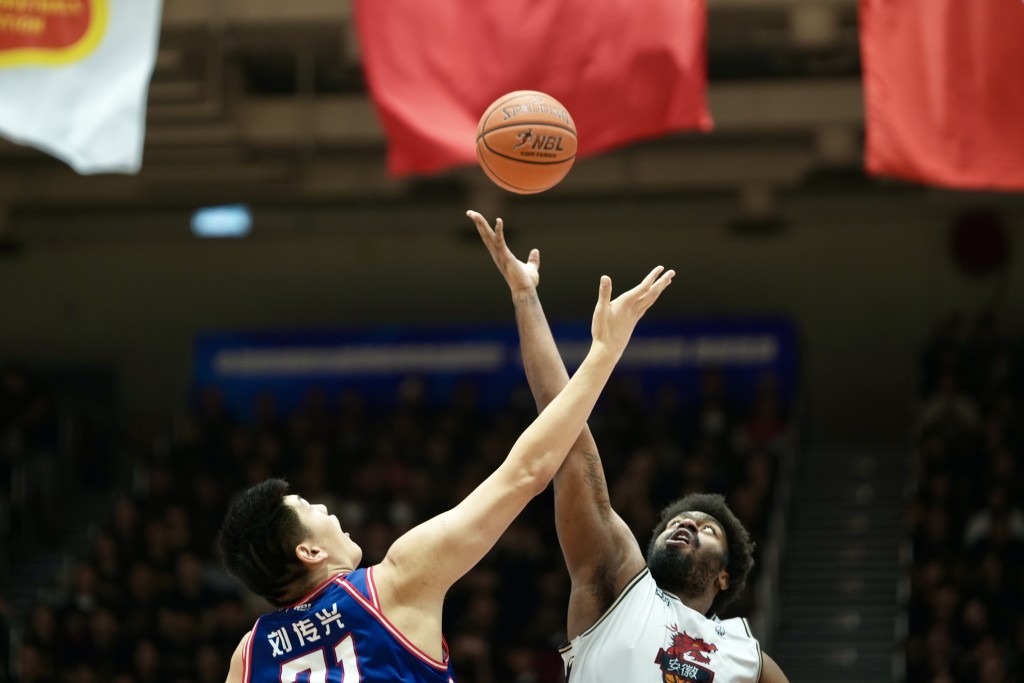 NBL季後賽總決賽Game4，香港金牛主場迎戰安徽文⼀。 劉駿軒攝