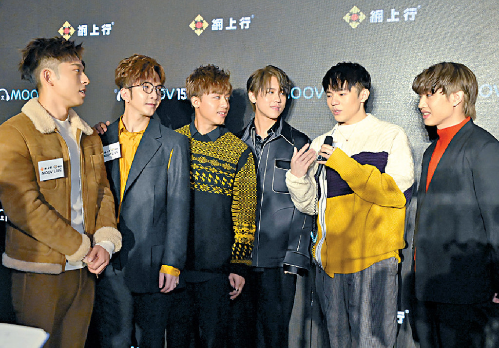 ■Ian（右二）突然大爆Jer（右一）想騷肌！