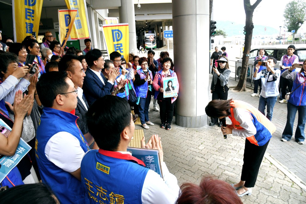 李清霞期望可以帶著東區市民的聲音進入立法會。 李清霞期望可以帶著東區市民的聲音進入立法會。