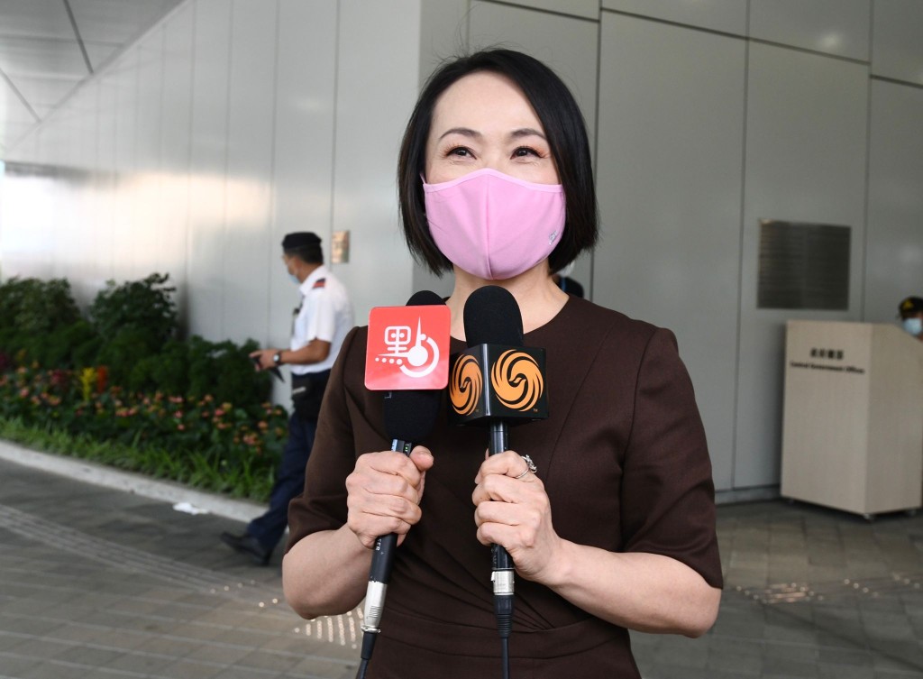 鳳凰衞視節目主持人曾瀞漪報名參選選委會界別。