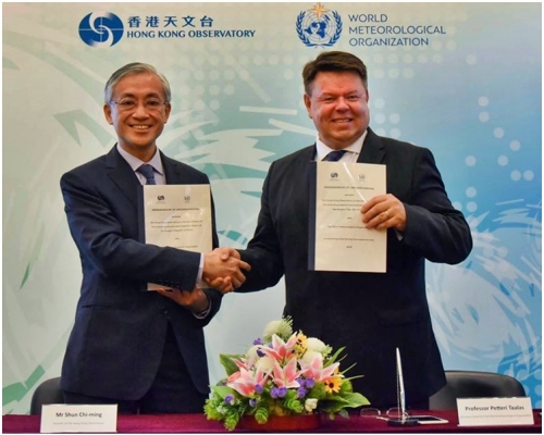 岑智明(左)因健康理由,未能就任世界氣象組織服務司司長。岑智明fb圖片