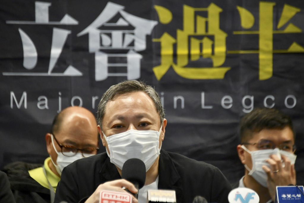 戴耀廷（前排）偏向以其對政治和法律的知識，挖鑽空隙引起衝突。資料圖片