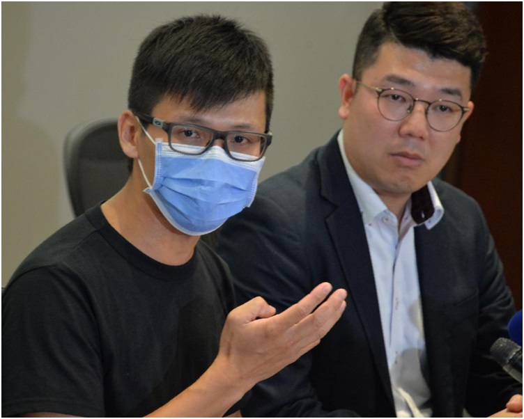 死者長子黃先生(左)表明會追究到底。