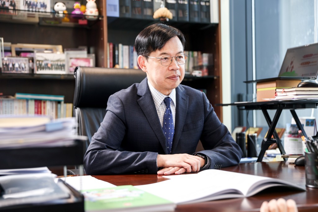 今次主席寶座之爭料由李慧琼及財委會主席陳振英一較高下。資料圖片