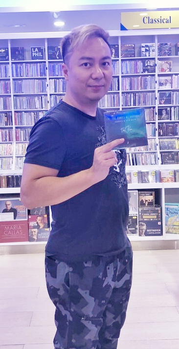 唐铭辉是业馀作曲人，曾出版极光音乐唱片。 受访者提供
