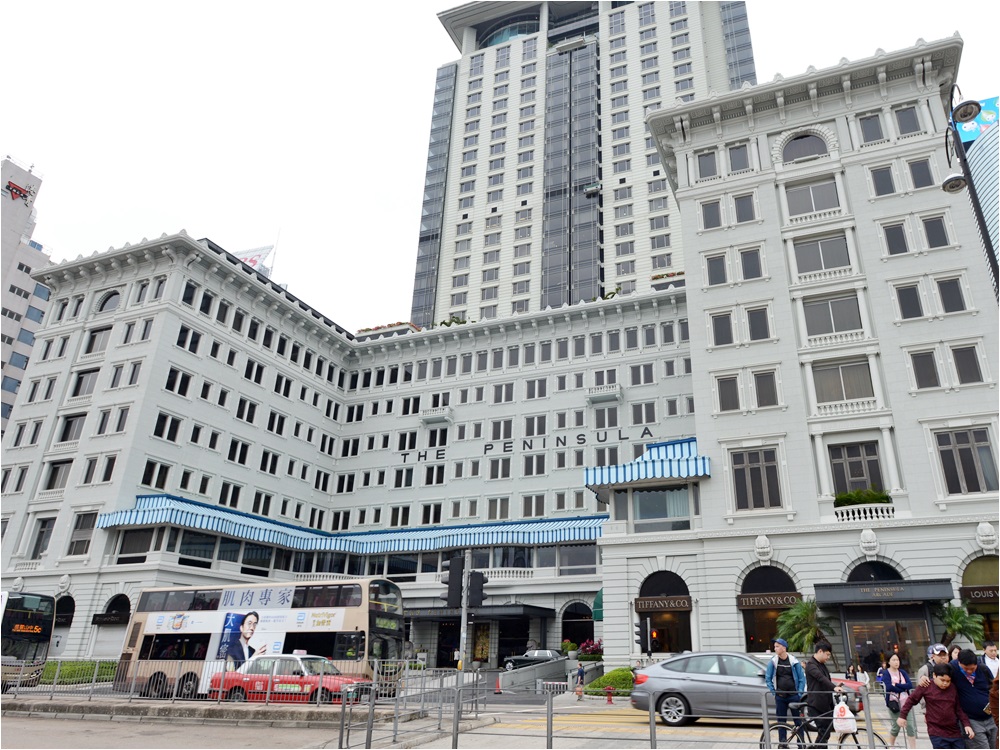 消息指員工接種疫苗後最多可獲4千元現金。資料圖片