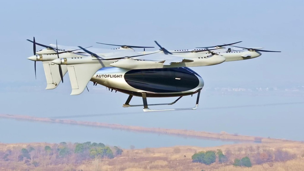 300米至1,000米的为快递物流的行业级无人机，如峰飞的V2000CG无人驾驶航空器，可广泛用于低空物流、紧急物资运输和应急救援。