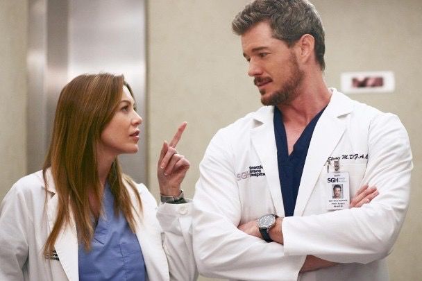 Eric Dane在《医人当自强》饰Dr Mark Sloan。