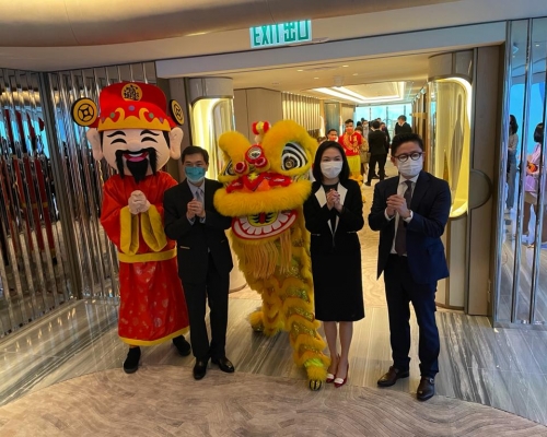 GRANDE MONACO將於明日開價。
