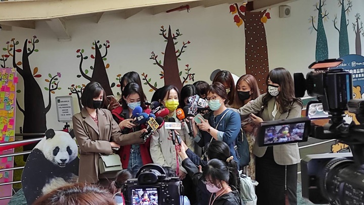 台北市立動物園公開解說團團最新狀況。中時圖片
