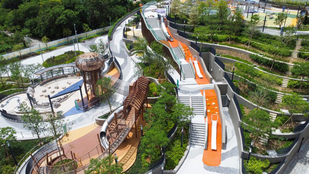 「智乐」曾参与改建屯门公园及建设茶果岭海滨公园。